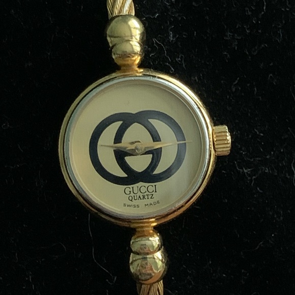 Authentic Gucci 247 L Cable Gold Bangle 